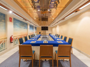 Hotel Playa Victoria