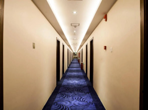 Nostalgia Hotel（Beijing YongheLama & Nanluoguxiang）