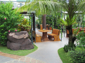 Lingganay Boracay Hotel Resort