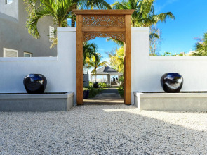 Voile Bleue Boutique Hotel