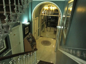 Opulence Boutique Hotel