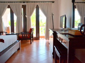 Sea Lion Beach Resort & Spa