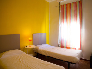 Russafa Youth Hostel