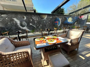 City Moonlight Apart Hotel