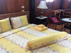 Beau and Blonde House Kamala