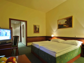 Three Crowns Hotel Prague