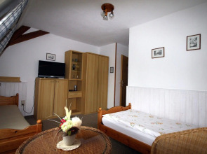 Pension Am Kirschberg