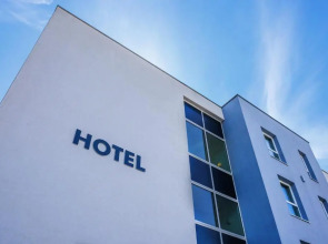 Ibis Styles Charleroi Airport Aero44