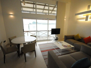 Al Bander Hotel & Resort