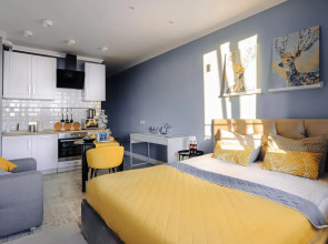 LALAPARTНоводмитровская д2 к6