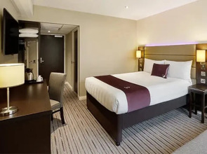 Premier Inn Glasgow City - George Square