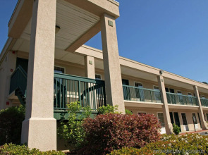 Clarion Inn Columbia Airport