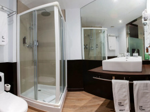 Petit Palace Ruzafa Hotel