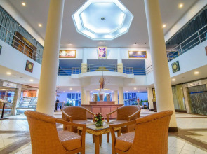 Golden Beach Cha-Am Hotel