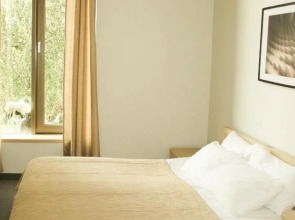 Zaliasis Slenis — отель с самостоятельным заездом