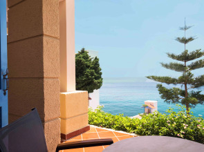 Mitsis Summer Palace