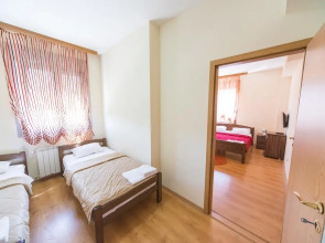 Garni hotel Piramida