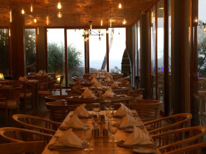 Thaproban Pavilion Resort & Spa