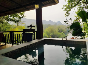 Home Phutoey River Kwai Hotspring & Nature Resort