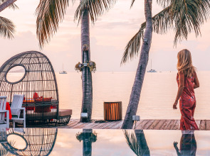 Tango Luxe Beach Villa Samui