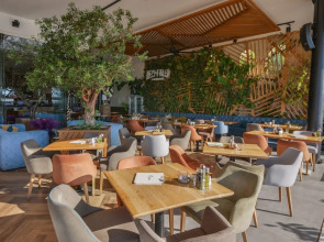 Luxury Hotel Riva - Budva