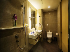 Liberty Central Saigon Riverside