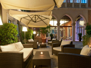 Отель Sina Centurion Palace