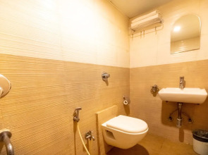 Hotel Apex International