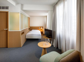 Alpha Palmiers by Fassbind