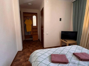 Кедр Золотой