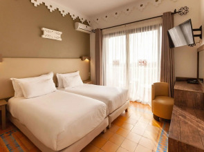 Borjs Hotel Suites & Spa