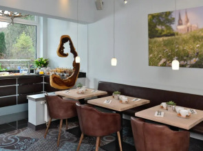 Hotel UHU Garni Köln