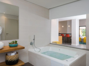 Oasis Spa Club Dead Sea Hotel