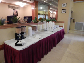 North Miami Beach Gardens Inn & Suites