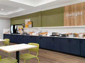 Spark by Hilton Rahway