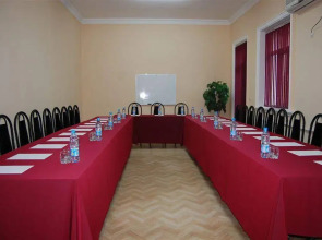 Grand Tashkent Hotel