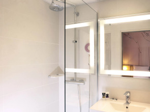 Mercure Paris Montparnasse Raspail