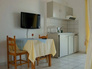 Oasis Hotel Kyparissia