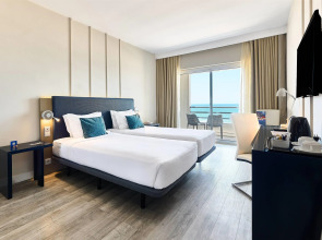 TRYP Lisboa Caparica Mar Hotel