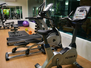 R-Mar Resort and Spa