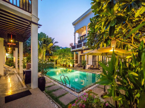 Mulberry Boutique Hotel