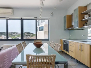 1bedroom house in the city center with great view