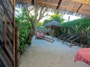 Hanifaru Transit Inn