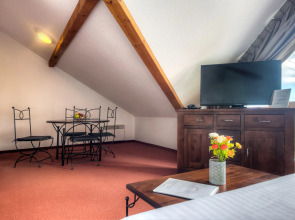 Zenitude Hotel-Residences Les Terrasses du Lac