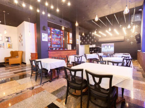 Sherry Frontenac Oceanfront Hotel