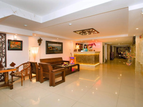 Rex Hotel and Apartment