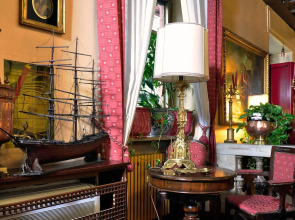 Отель San Guido Porta Volta