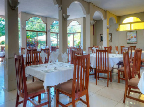 Victoria Falls Rainbow Hotel