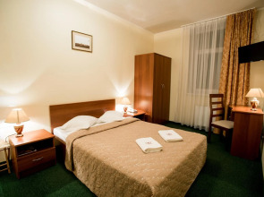 Good Stay Dinaburg Hotel