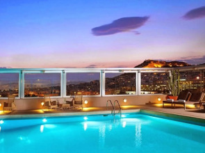 Отель Divani Caravel